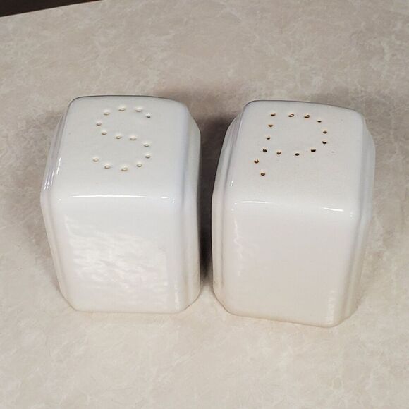 White Square Ceramic Salt & Pepper Shaker Set 2¾" Art Deco - Picture 1 of 8